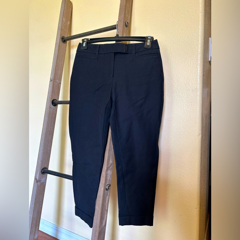 White House Black Market slim cropped pants, black, size 00P